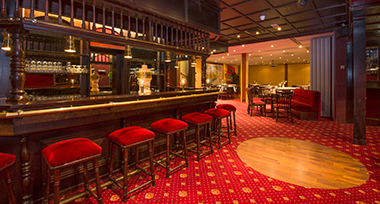Impressie van de bar van Fletcher Hotel-Restaurant Apeldoorn